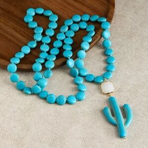 Cactus Turquoise Natural Stone Howlite Beaded Necklace